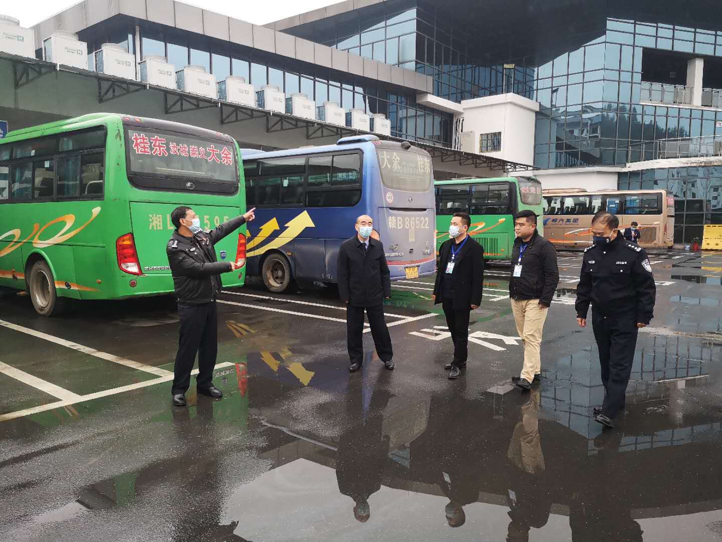 市“除頑瘴痼疾”督導組到桂東分公司檢查指導工作 市“除頑瘴痼疾”督導組到桂東分公司檢查指導工作