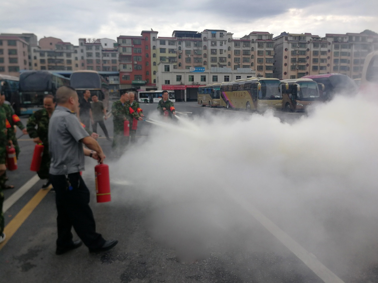 郴汽集團城際大巴站開展2020年消防、反恐、應急救援演練